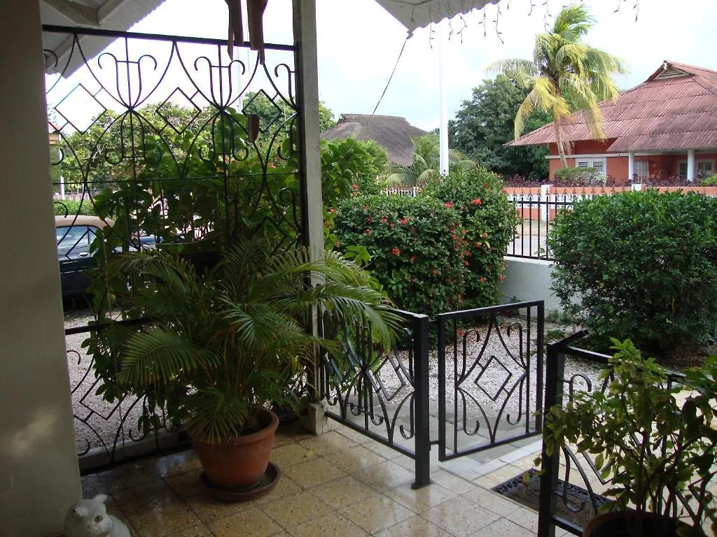 Irene Apartments Willemstad Curacao